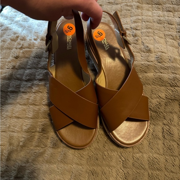 Michael Kors sandals - Picture 6 of 6